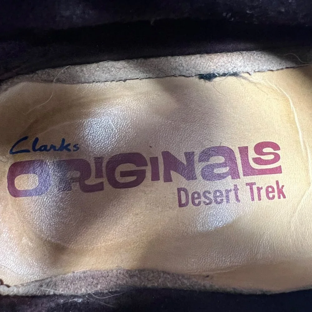 Clark’s Desert Trek Chukka Brown Red  Center Seam Suede Leather Gum Sole Size 12